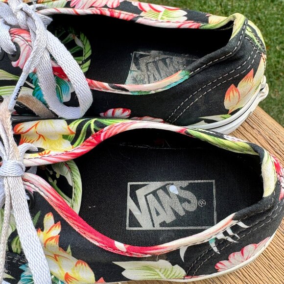 Thrashed Vans Era Low Top Sneakers HAWAIIAN FLORA 5000200 W 8 M 6.5 - Picture 10 of 15